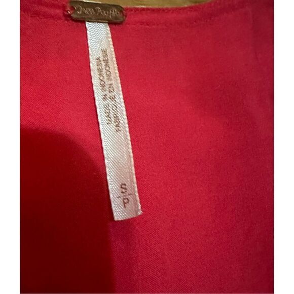 Free People Sunset Dreams printed flare sleeve blouse sz Small red - Picture 8 of 16